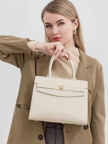 Versatile, stylish, simple and high-end women's bag